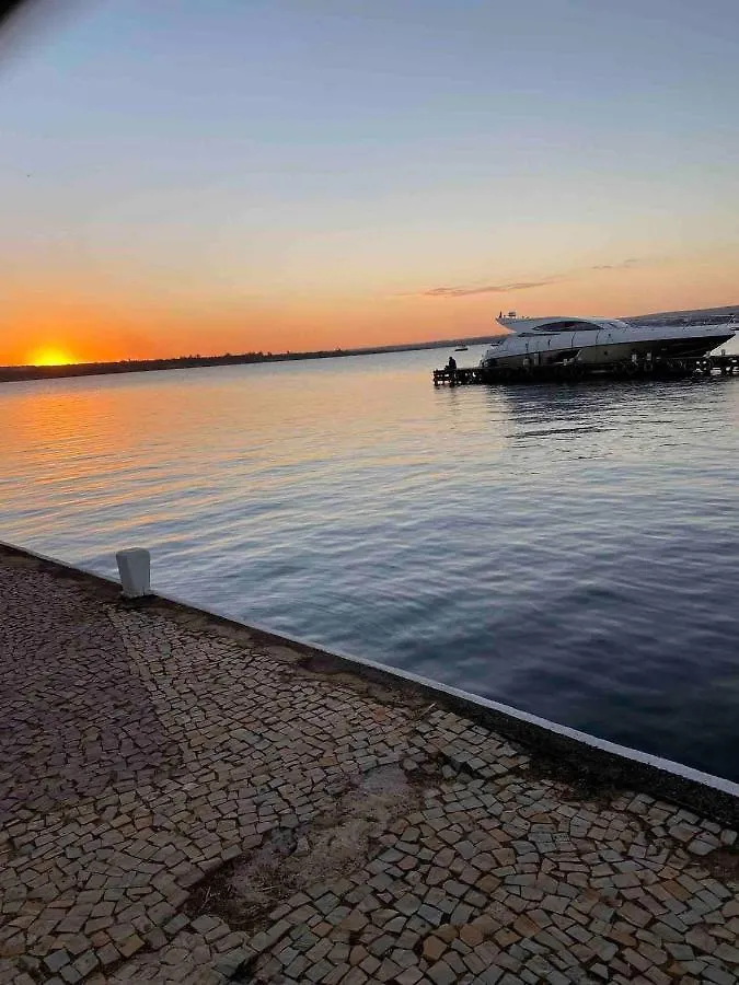 Esplendido Apto Na Beira Do Lago Villa Brasilia 0*,  Brazil